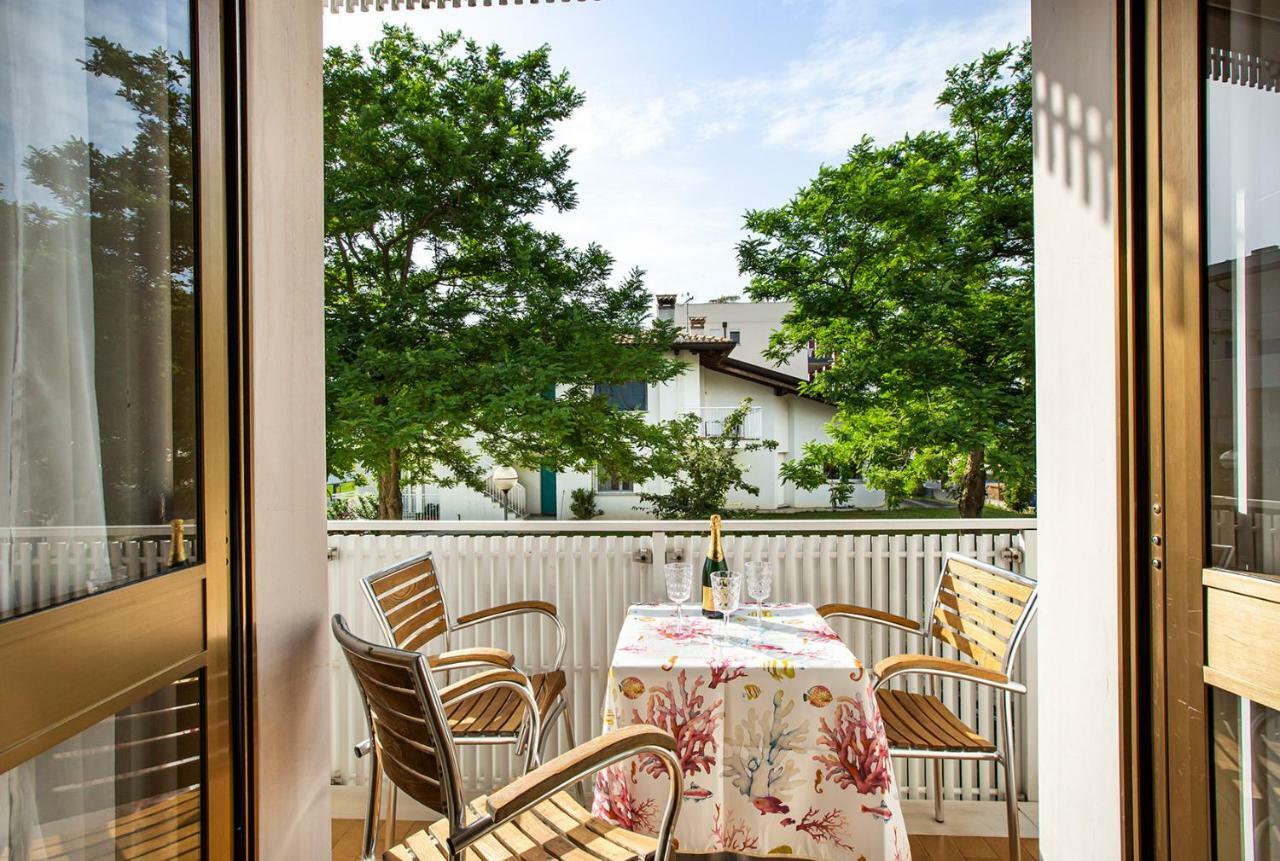 Villa Maranese Lignano Sabbiadoro Exteriör bild