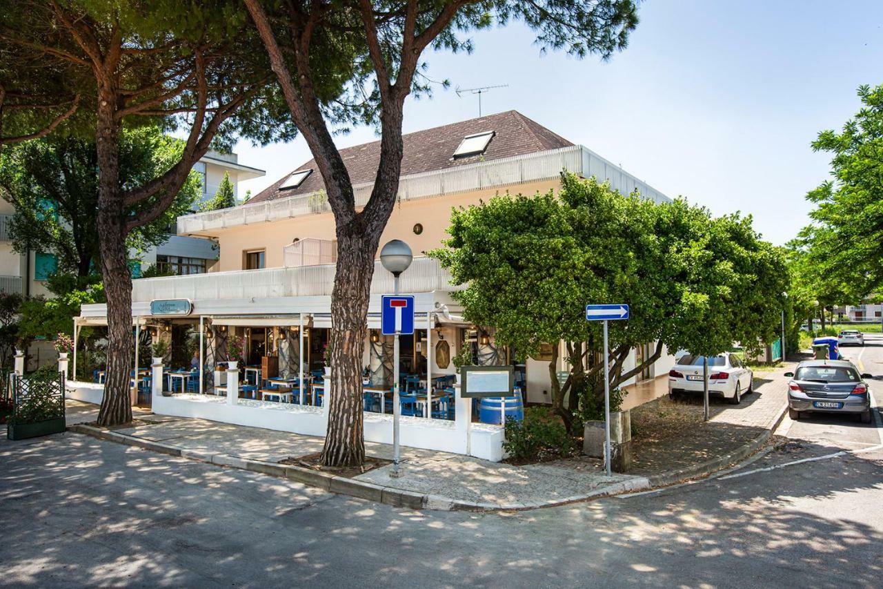 Villa Maranese Lignano Sabbiadoro Exteriör bild